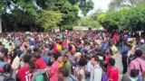 Miles de mgrantes permanecen varados en Tapachula, México