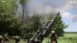 Ukraine Forces Fire Howitzers on Donetsk Frontline 