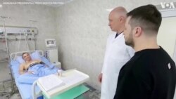 Zelenskyy Visits Wounded Soldiers at Kyiv Hospital 