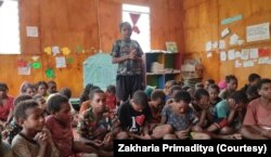 Rumah Belajar, fasilitas terbatas tidak mengurangi semangat belajar (Dok Zakharia Primaditya)