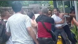 Venezuela: Reacciones agresión Guaidó