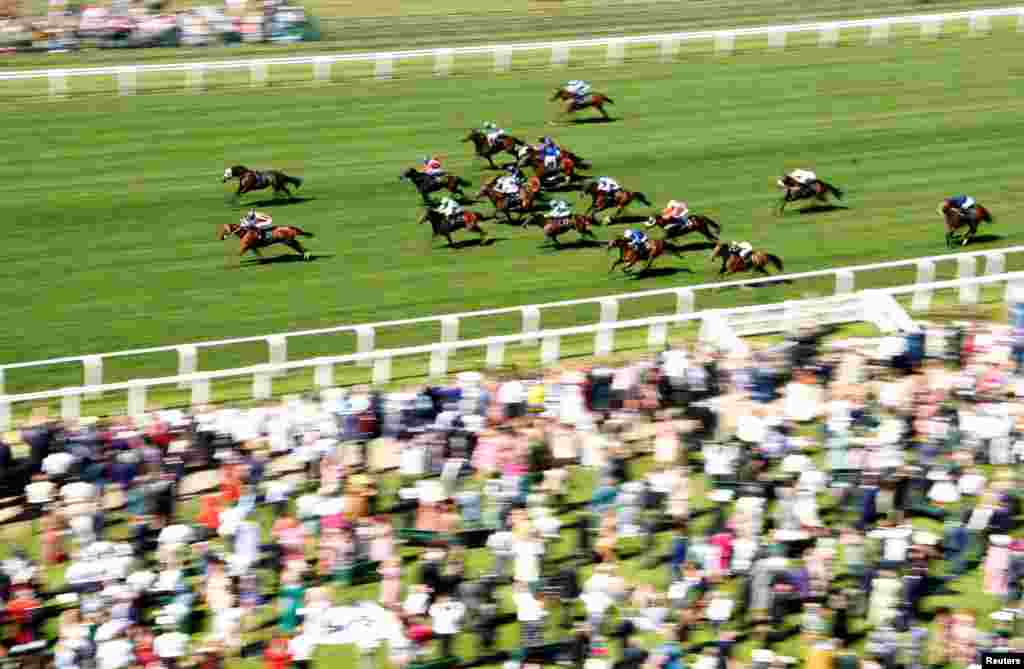 Nature Strip ridden by James McDonald competes to win the 15:40 King&rsquo;s Stand Stakes during the Royal Ascot horse racing in Ascot, Britain.