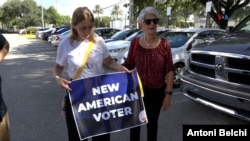 María Bilbao, una residente de Miami, pudo obtener la ciudadanía estadounidense a principios de año y ahora podrá ejercer su derecho a voto en las próximas elecciones presidenciales de noviembre. 