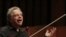 Itzhak Perlman: A Citizen of the World, With His Violin as a Passport