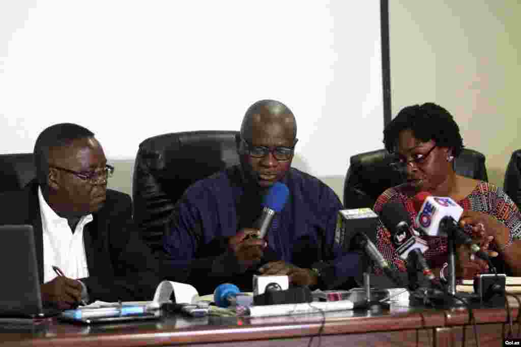 (L-R) Abdulsalami Nasidi, Director of the Nigeria Center for Disease Control (NCDC), Lagos State Commissioner for Health Jide Idris, and Lagos Special Advisor on Health Yewande Adesina speak about the update on the Ebola outbreak during a news conference in Lagos, July 28, 2014. &nbsp;