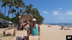 Warga Hawaii memprotes bisnis pertanian Monsanto