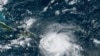 Emiten aviso de huracán para Puerto Rico, Fiona ya deja un muerto a su paso por el Caribe