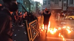 Manifestations en Iran: on compte des morts, WhatsApp et Instagram bloqués