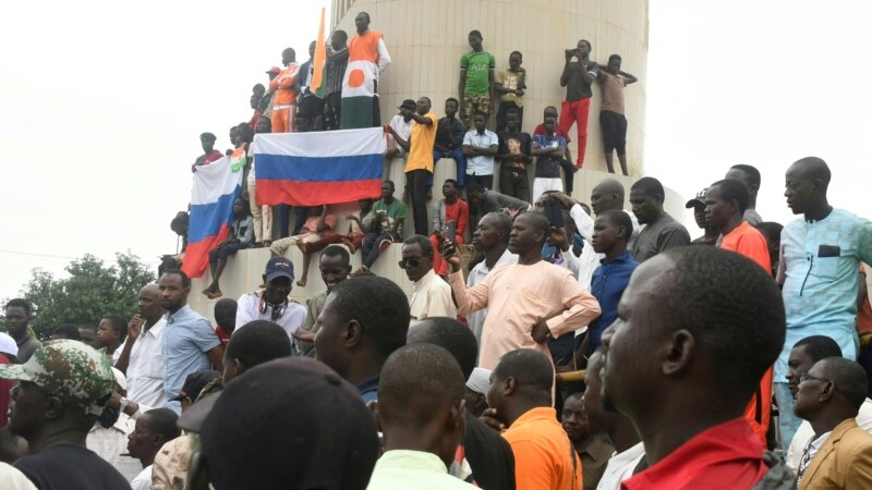 Les Nigériens dans la rue pour dénoncer la vie chère et la force française Barkhane