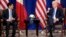 Tổng thống Hoa Kỳ Joe Biden (phải) gặp Tổng thống Philippines Ferdinand Marcos Jr. vào ngày 22 tháng 9 năm 2022 tại New York.