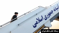 رئیسی در هنگام ترک تهران به مقصد نیویورک