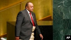 2022年9月23日，汤加首相胡阿卡瓦梅利库在第77届联合国大会上走上讲台。（美联社照片）