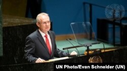 第77届联合国大会主席克勒希周三在第一次会议上发言 (联合国照片)