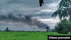 ယခင်မှတ်တမ်းရုပ်ပုံ | စစ်ကိုင်းတိုင်း တန့်ဆည်၊ ခင်ဦး၊ ပခုက္ကူ၊ ရေဦး မြို့တွေမှာ စစ်တပ်က ကျေးရွာ ၈ ရွာကို မီးရှို့ဖျက်ဆီးနေ။ (Photo: Citizen Journalist )