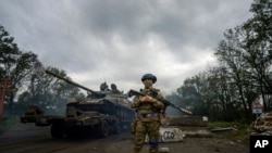 Адміністрація президента Байдена очікує, що інтенсивні бої між українськими та російськими військами триватимуть ще кілька місяців. 
