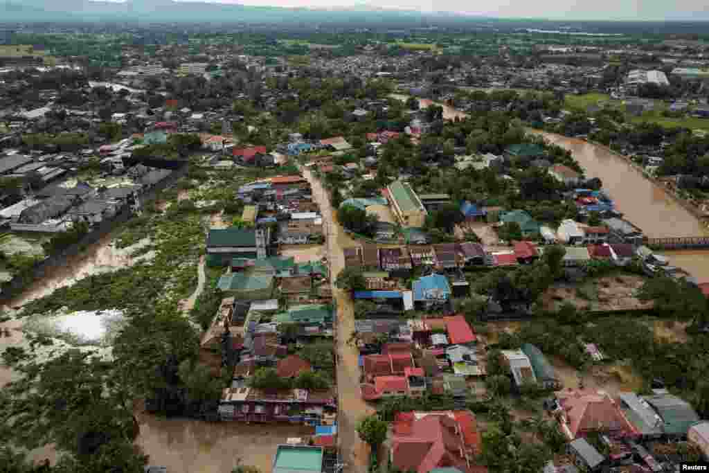 An aerial view shows flooding after Super Typhoon Noru, in San Miguel, Bulacan province, Philippines, Sept. 26, 2022. REUTERS/Adrian Portugal
