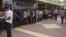 Many began lining up outside this bank in Gurgaon near New Delhi even before it opened its shutters to exchange notes that have been scrapped. (A. Pasricha/VOA)