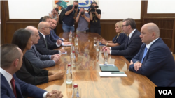 Konsultacije predsednika Srbije o formiranju nove vlade sa predstavnicima koalicije okupljene oko SNS-a (foto: printscreen)