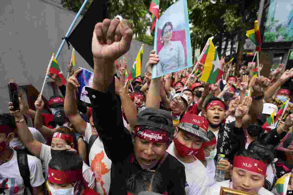 Myanmar nationals living in Thailand hold a rally outside Myanmar&#39;s embassy in Bangkok, Thailand.&nbsp;International outrage over Myanmar&rsquo;s execution of four political prisoners is intensifying with grassroots protests and strong condemnation from world governments.