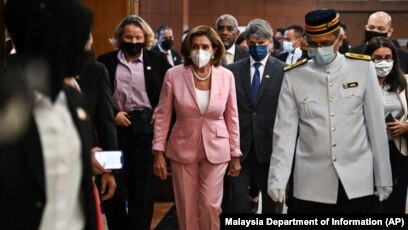 Pelosi Set to Visit Taiwan, Defying China