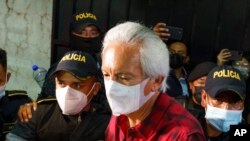 Guatemalan journalist Jose Ruben Zamora, president of newspaper El Periodico, arrives at court in Guatemala City, July 29, 2022.