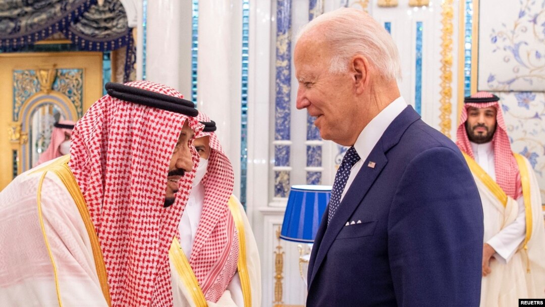 صدر بایډن سعودي باچا سلمان بن عبدالعزير سره ويني