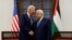 Prezidan Palestinyen an Mahmour Abbas ak Prezidan Etazini Joe Biden nan vil Bethlehem, Vandredi 15 Jiye 2022.