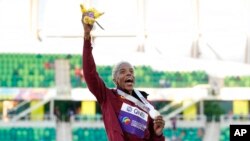 [En Fotos] Atleta venezolana Yulimar Rojas alcanza histórico triunfo en EEUU