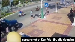 Hình ảnh ghi lại vụ tai nạn hôm 28/6 ở Ninh Thuận làm chết nữ sinh Hồ Hoàng Anh, đăng trên Dân Việt hôm 1/8.