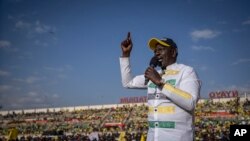 FILE: Kenyan presidential candidate William Ruto addresses supporters at his final election campaign rally, at Nyayo stadium, in Nairobi, Kenya. 8.6.2022