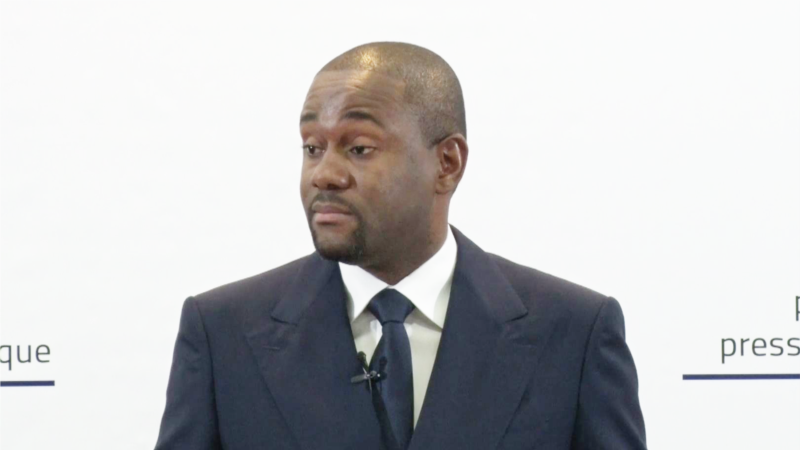 L'ancien porte-parole de la présidence gabonaise condamné à 8 ans de prison pour 