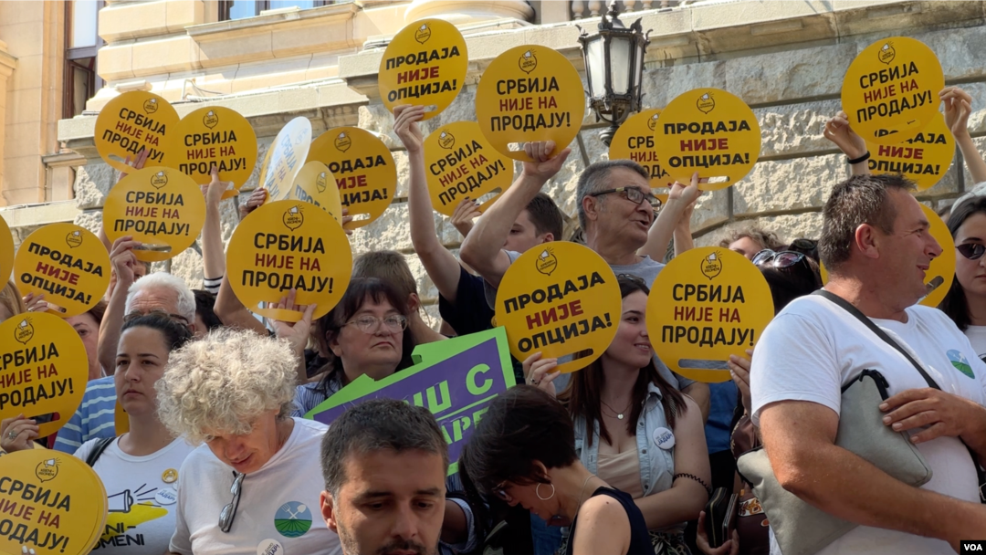 Skup protiv iskopavanja litijuma u vreme održavanja konstitutivne sednice Skupštine Srbije (foto: Rade Ranković)