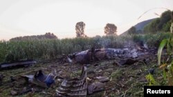 Ostaci aviona Antonov An-12 koji se srušio kod Kavale u Grčkoj