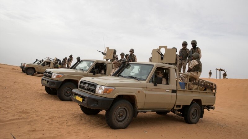 Cinq policiers maliens tués dans une attaque