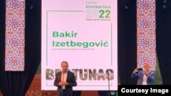 Bakir Izetbegović na događaju "Dani povratka 2022" u Bratuncu. (Foto: BIRN BiH)