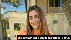 Diana Vicezar started Mapis, a career and internship website for international students. She attends Pitzer College in California.