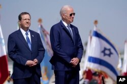 Başkan Joe Biden ve İsrail Cumhurbaşkanı Isaac Herzog.