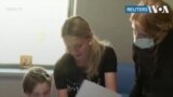 Голливудская актриса посетила детей в киевской больнице 