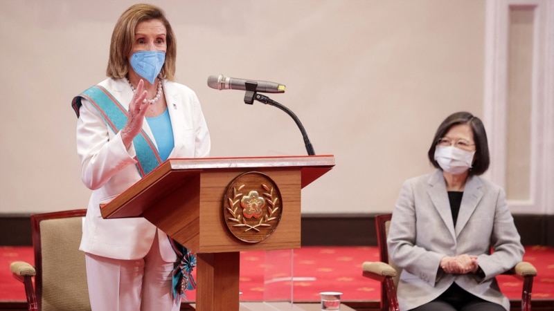 A Taipei, Nancy Pelosi fait l'éloge de la démocratie taïwanaise