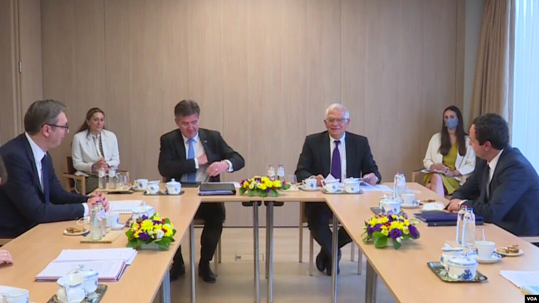 Sastanak predsednika Srbije Aleksandra Vučića i premijera Kosova Aljbina Kurtija u julu 2021. godine u Briselu