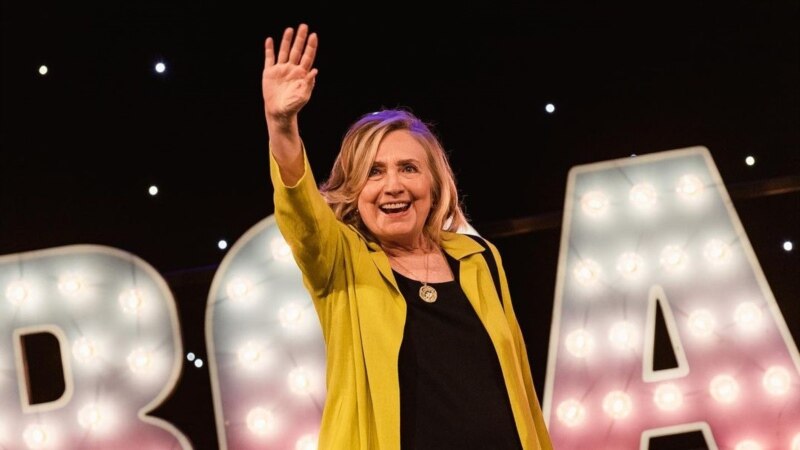 Hillary Clinton, Sejumlah Tokoh Perempuan Ramaikan
BroadwayCon