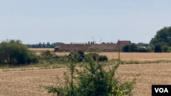 A farm bakes in the heat in central France, July 17, 2022. (Lisa Bryant/VOA)