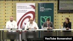 Učesnici konferencije RERI o zaštiti životne sredine: Mirko Popović (drugi s leva), Marinko Radić, Nikola Gagić i Ljubica Vukčević, u Medija centru u Beogradu, 28. jula 2022. (Foto: YouTube)