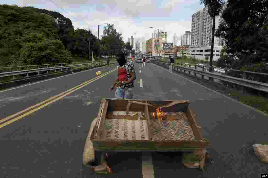 En ocho días de protestas, manifestantes bloqueron calles en la Ciudad de Panamá, el 11 de julio de 2022.&nbsp;