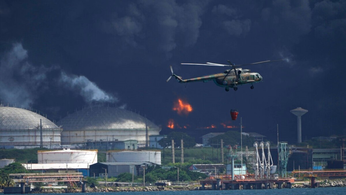 Lightning Sets Off Fire at Cuban Oil Tank Farm, Dozens Hurt