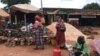 ARCHIVES - Des femmes sur un marché à Bobo Dioulasso, au Burkina Faso.