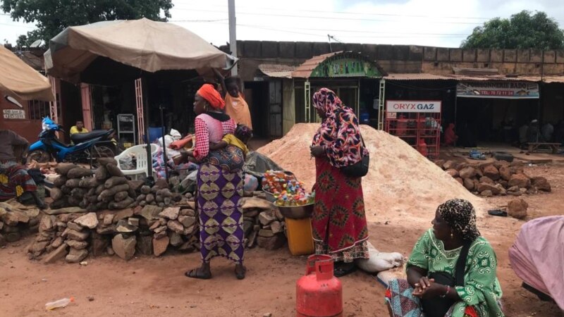Sous blocus jihadiste, une ville burkinabè menacée de famine