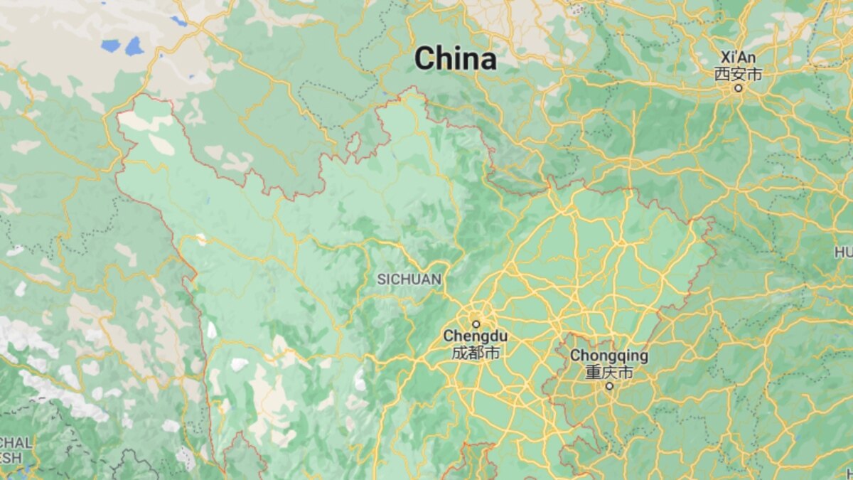 中国洪水已造成至少12人死亡，数千人撤离