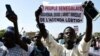 "Il est plus risqué aujourd'hui d'afficher publiquement son identité LGBTQI qu'il y a quelques années" au Sénégal, note un responsable local d'Amnesty.