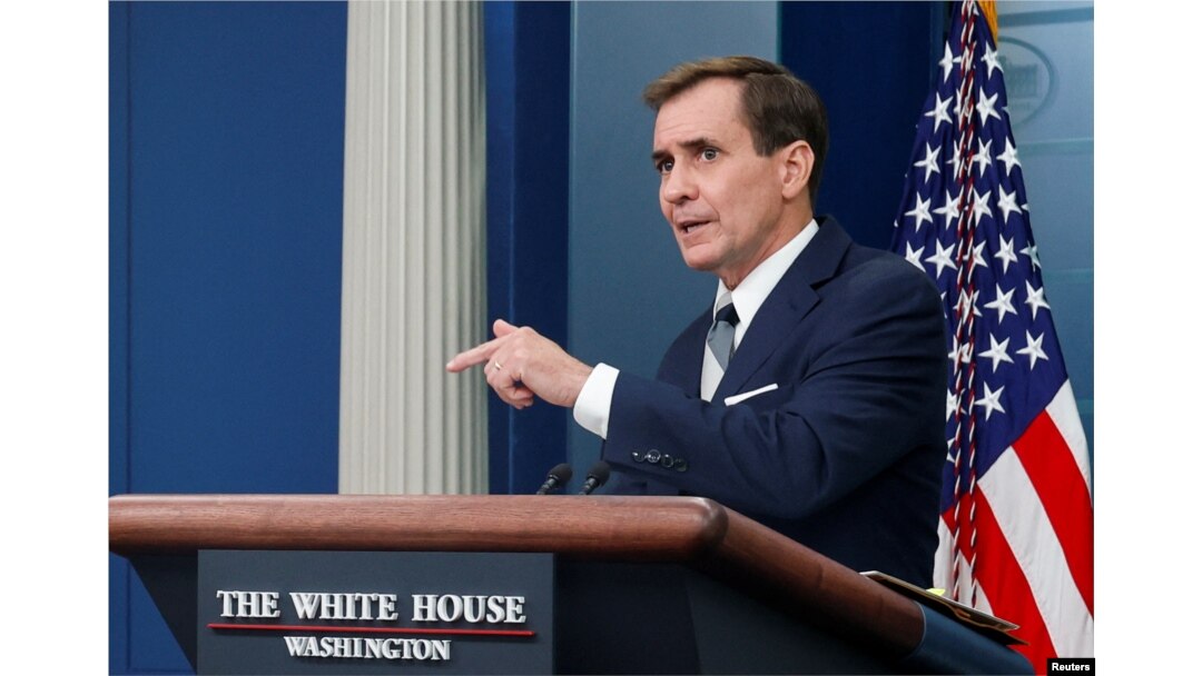 Koordinator Komunikasi Strategis Dewan Keamanan Nasional Gedung Putih John Kirby dalam konferensi pers harian di Gedung Putih, Washington, AS, 19 Juli 2022. (REUTERS/Jonathan Ernst)